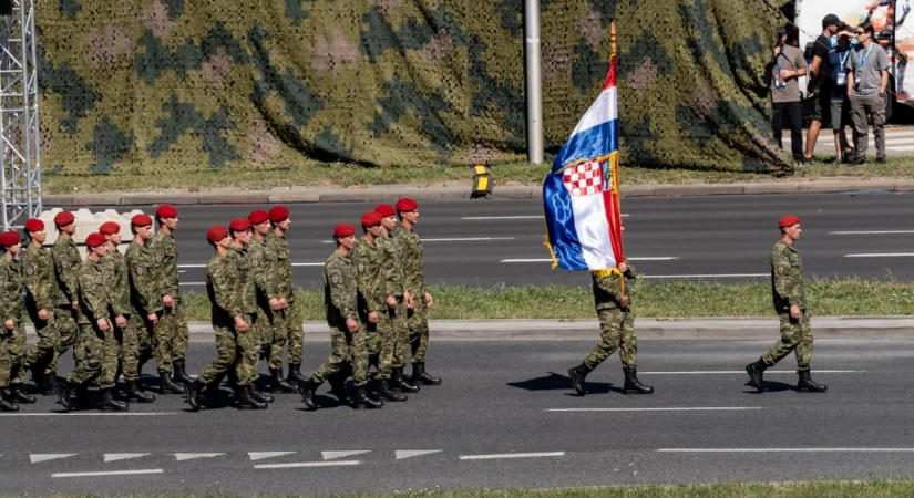 Új szintre lép a horvát haderő - Komoly rakétarendszert vásároltak