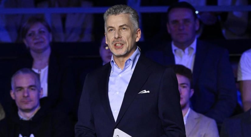 Rákay Philip a Fidesz kirakatembere volt, most a milliárdos üzlete került célkeresztbe