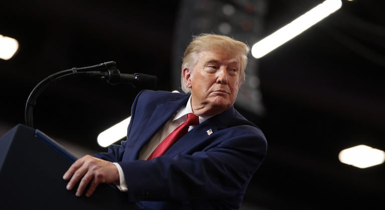 Donald Trump ismét nekiment a mesterséges intelligencia kifejezésnek, hivatalosan is betiltaná az elnevezést