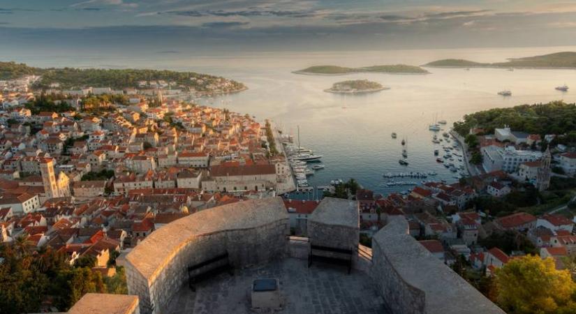 Döbbenetes meteocunami alakult ki az Adrián: több hajó megfeneklett, turisták menekültek a partról