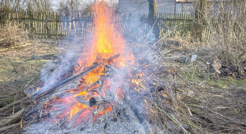 Enyhül a tűzveszély, holnaptól így változnak a szabályok