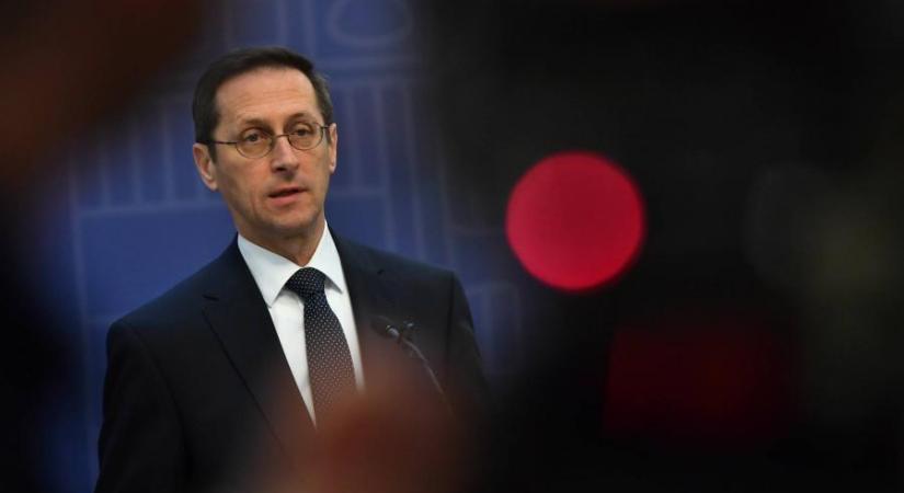 Varga Mihály több pénzt ígért az önkormányzatoknak