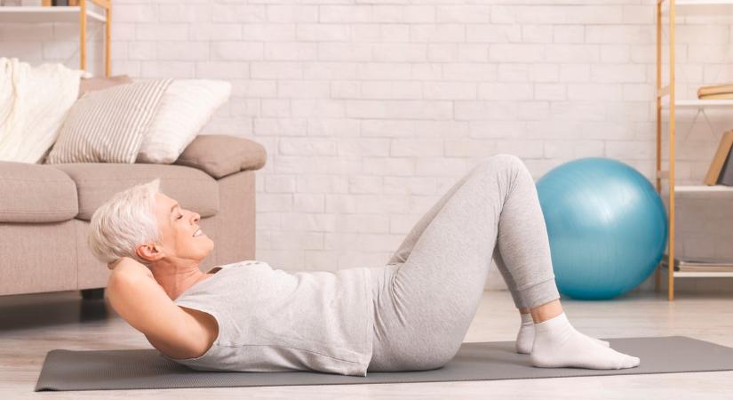 A 47 éves fitneszedző a 20-20-20-20 módszert ajánlja az egészség és a mobilitás megőrzéséhez