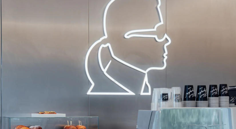 A Karl Lagerfeld kávézó lehet az amszterdamiak új kedvenc találkozási helye