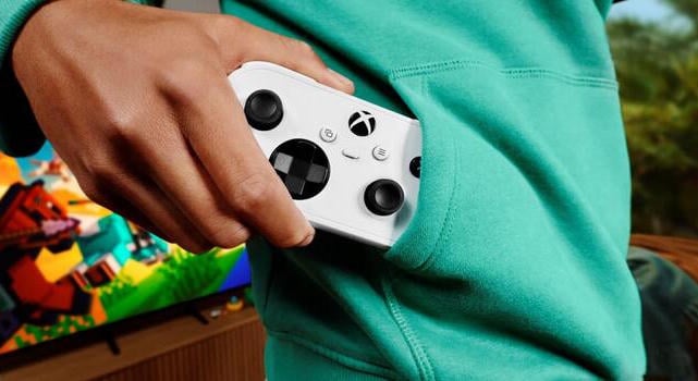 Nem a méret a lényeg: Miniatűr csodakontrollert villantott az Xbox