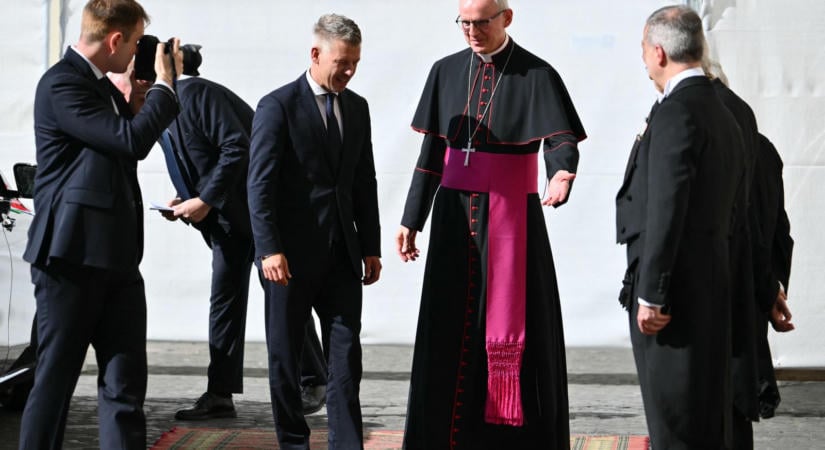 Fogadta magánaudiencián Magyar Péter miniszterelnököt XIV. Leó pápa