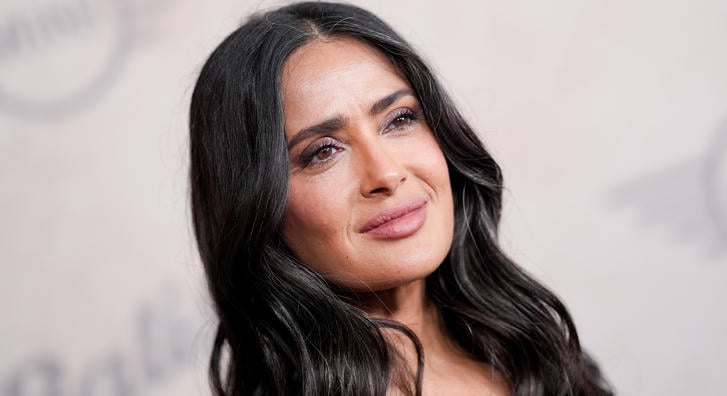 Nagymama lett Salma Hayek, büszkén mutatta meg első unokáját