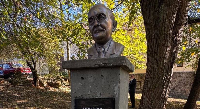 Felavatták Nagy Imre mellszobrát Ungváron