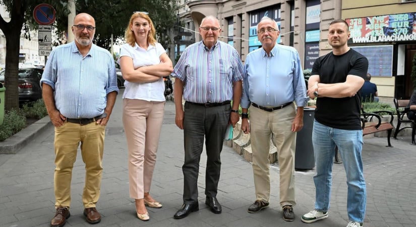 Ünnep ide, ünnep oda, kerületi polgármesterek folytatják a sérelmi politikát