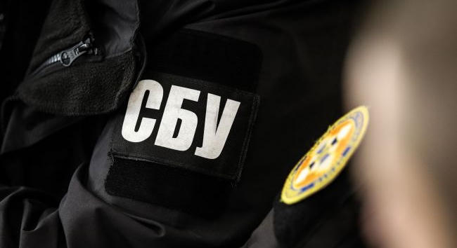15 év börtönbüntetésre ítéltek egy orosz ügynököt, aki gyújtogatást követett el Csernyihiv és Odessza megyében