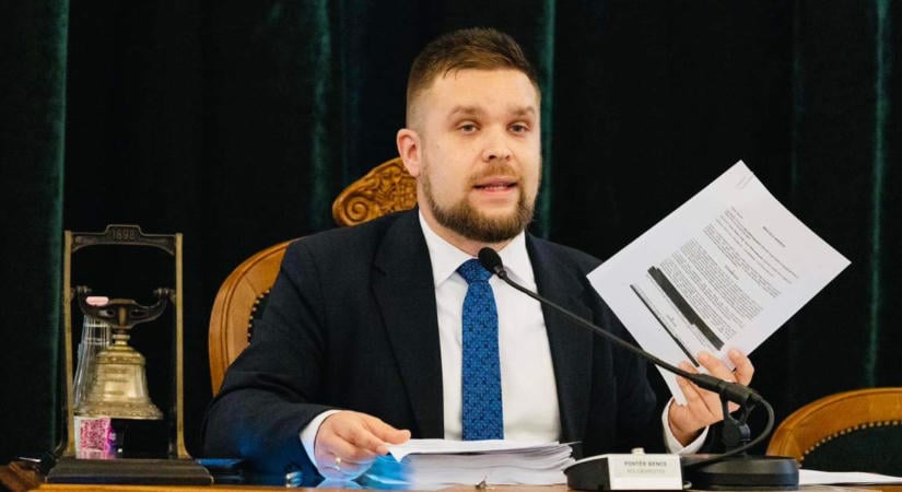 Győr polgármestere törvényt módosítana, népszavazással hívatná vissza az önkormányzati képviselőket