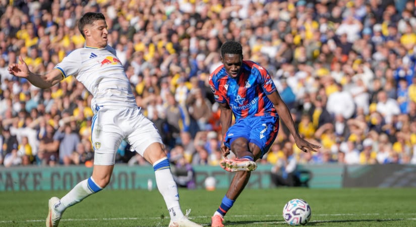 Nyáron közel állt a távozáshoz, most szerződést hosszabbíthat szélsőjével a Crystal Palace!