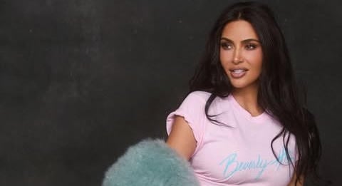 Hűha! Meglepődnél, mennyi dada vigyáz Kim Kardashian gyerekeire