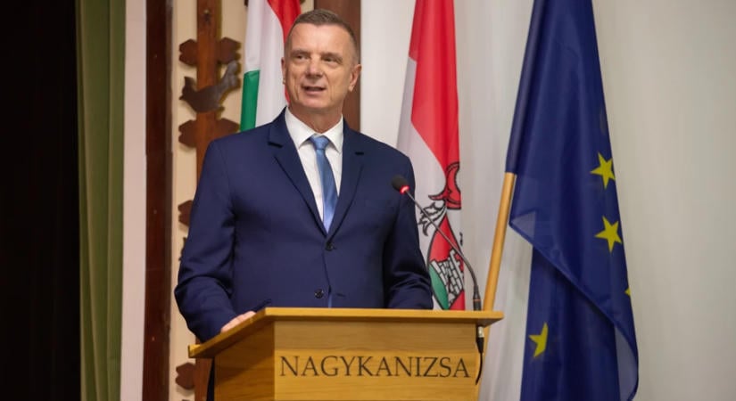 Nagykanizsai alapítványok támogatásairól kér magyarázatot Lovkó Csaba