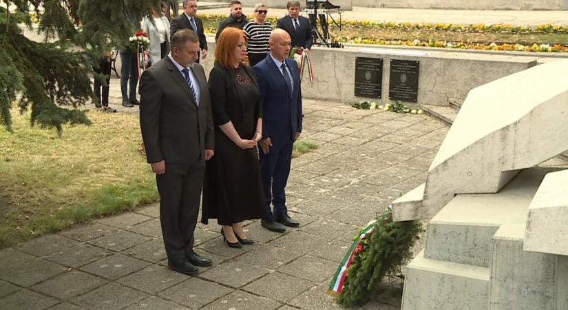 Városi megemlékezésre várta a lakosságot az önkormányzat