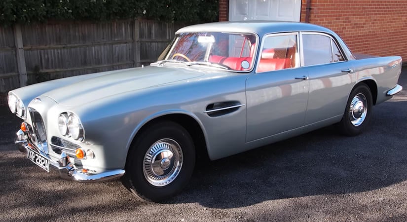 A 80-as évek óta rohadt a szabadban egy ritka Aston Martin, szalonállapotú luxus oldtimerré varázsolták