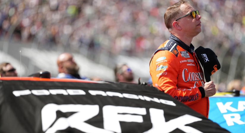 Két héttel azután, hogy nyilvánosan beleállt a Fordba, az RFK Racing bejelentette Brad Keselowski távozását
