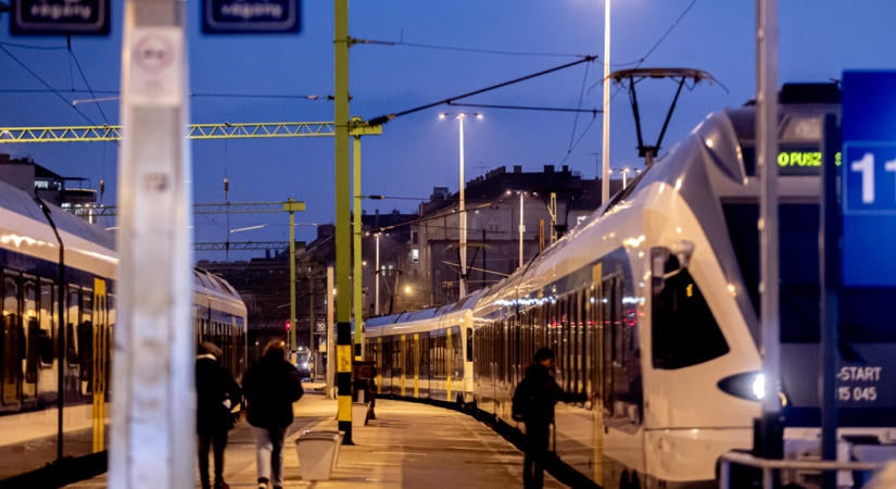 Baleset történt a Déli pályaudvaron, hatalmas a fennakadás