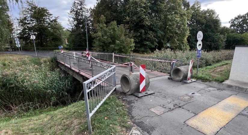 Az Arany-patak szombathelyi fahídját a jelen állapotában nem lehet visszanyitni
