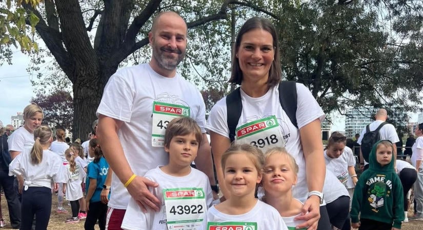 Aranyos történet: három kisgyermekével futott a SPAR Maratonon Vérten Orsolya