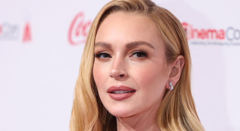 Lindsay Lohan 22 év után újra a Bajos csajok rendezőjével forgat