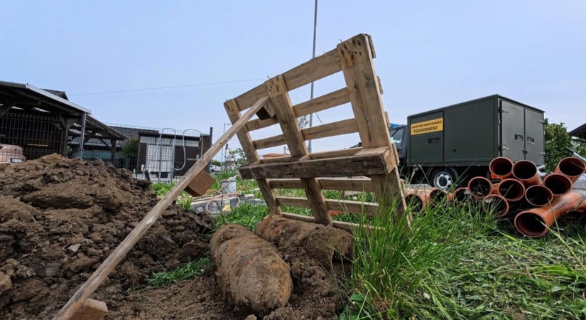 Második világháborús robbanótestek kerültek elő Baján