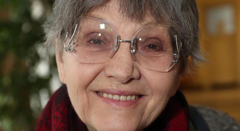 "El is érzékenyülne" - fogadott fia szerint Pécsi Ildikó így reagálna, ha EZT megtudná (fotó)