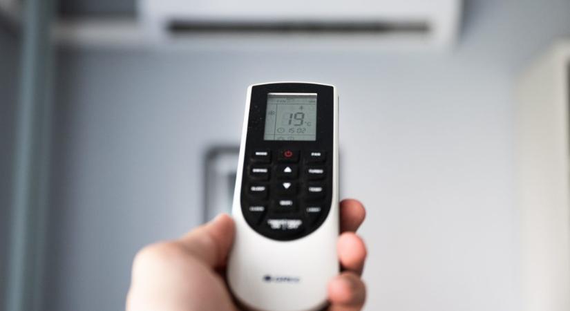 Kérhetem-e a munkáltatót, hogy járuljon hozzá az otthoni klímám költségéhez, ha home office-t rendelt el?