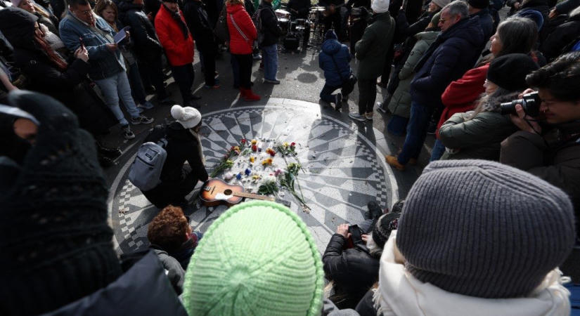 Negyvenöt esztendeje ítélték el John Lennon gyilkosát