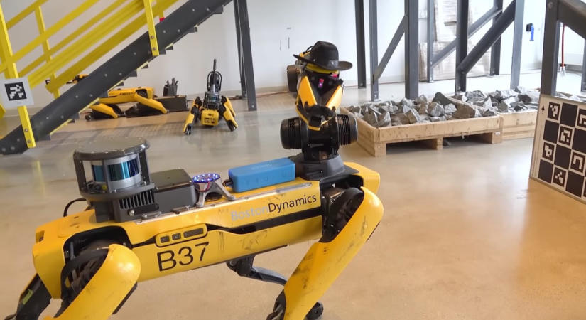 Robotkutyákat vásárolna az amerikai bevándorlási hivatal