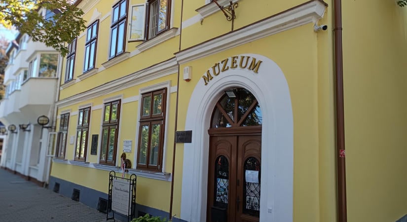 Kálmán Imre szülőházában (1)