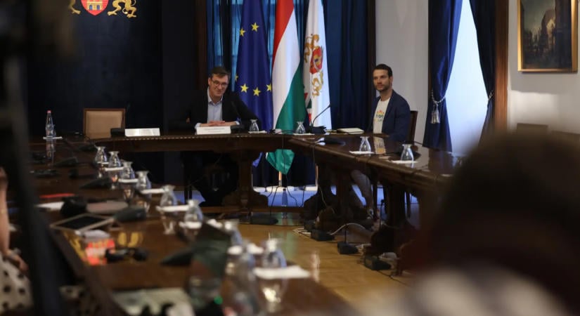 Napirend nélkül ért véget a Fővárosi Közgyűlés rendkívüli ülése