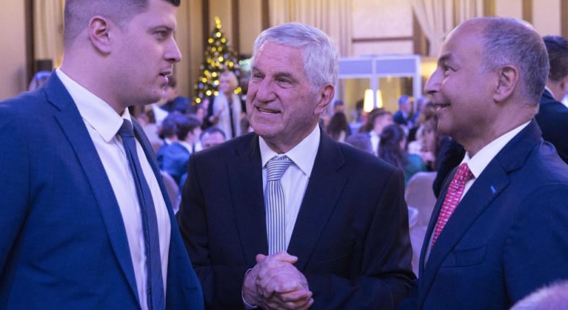 Gyarmati Andrea: Tóth Ákos mesteredző emlékére