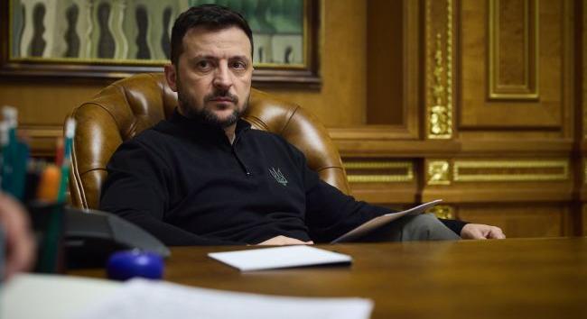 Zelenszkij ellenőrzést rendelt el a hadiipari vállalatoknál a visnevei lőszerraktár-robbanás után