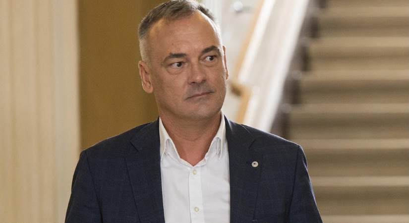 Lemondott önkormányzati képviselői mandátumáról Borkai Zsolt: “A statiszta szerepét már nem szeretném játszani!”