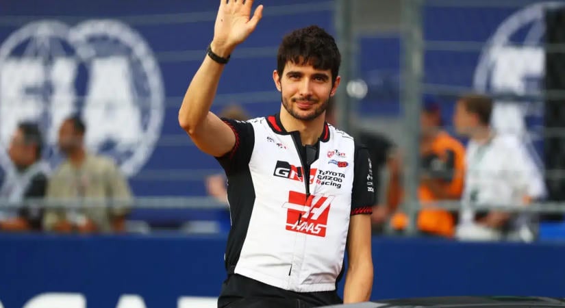 Váratlan fordulat, mégis maradhat a Forma-1-es mezőnyben Esteban Ocon