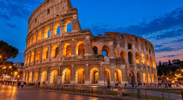 Debreceni kórus lép fel a Colosseumnál