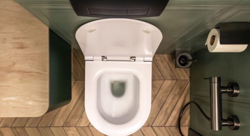 Pár napra bezárták a debreceni nyilvános vécéket