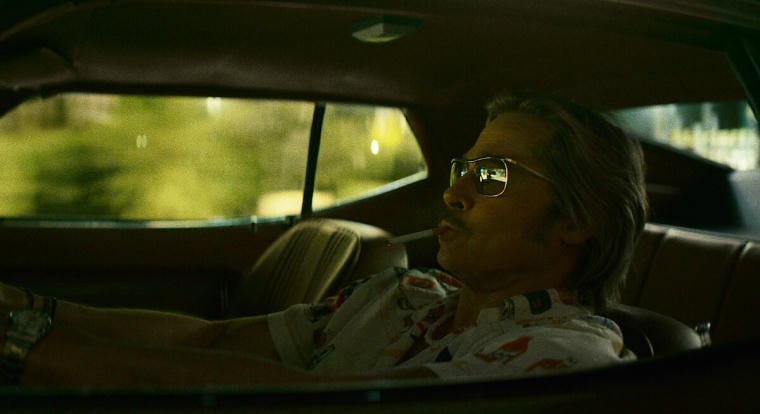 Premierdátummal és magyar címmel együtt megérkezett a Volt egyszer egy Hollywood-spinoff nagy előzetese, melyben Brad Pitt játssza a főszerepet