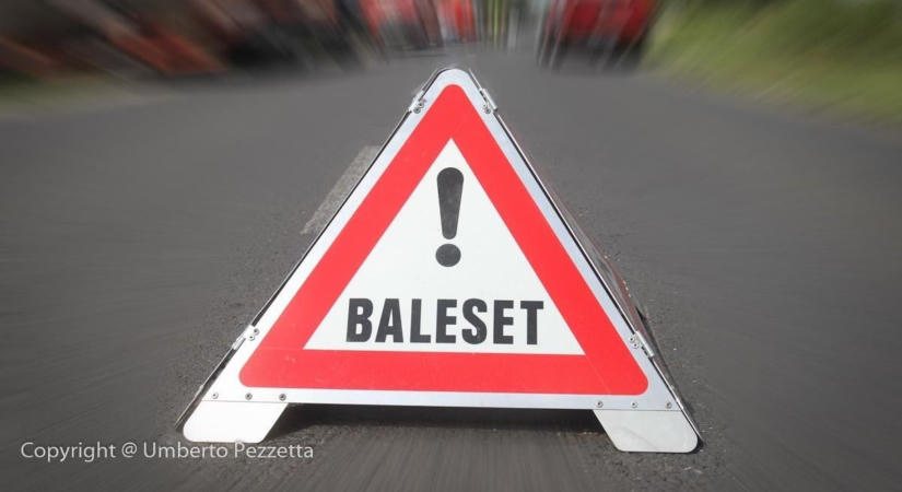 Kisteherautó és személygépkocsi ütközött Noszlopon