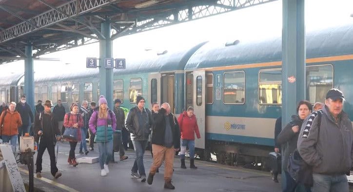 A MÁV is leszámol a „vármegyebérlettel”