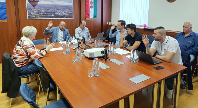 Nagyon rossz állapotban vannak Hévíz intézményei – milliárdos tétel lenne a felújításuk