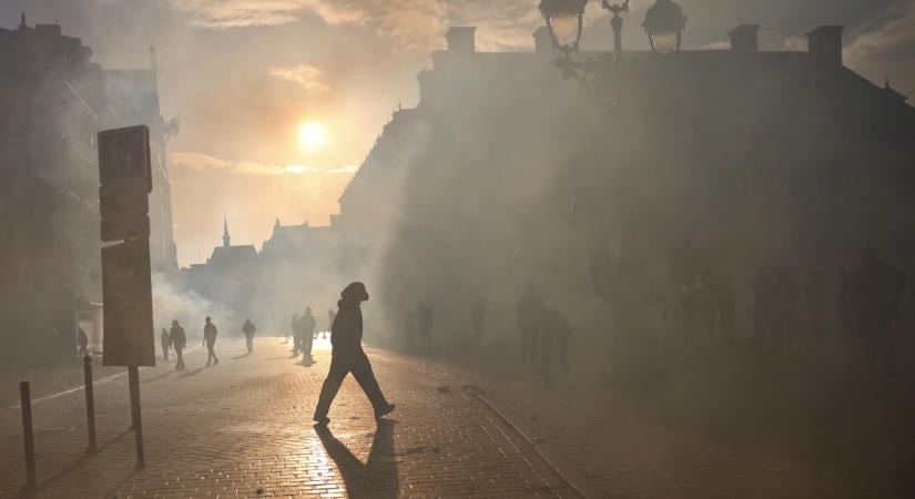 Helyi és részleges kijárási tilalmakat vezetnek be Franciaországban