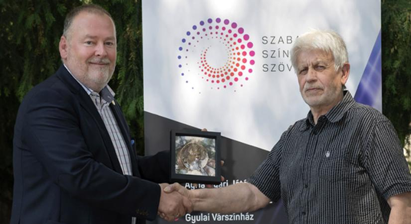 A szabadtéri színházak összefogása