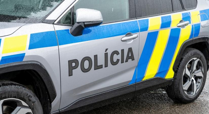 Rejtélyes haláleset Losoncon: édesanyja tartotta karjaiban halálra késelt fiát
