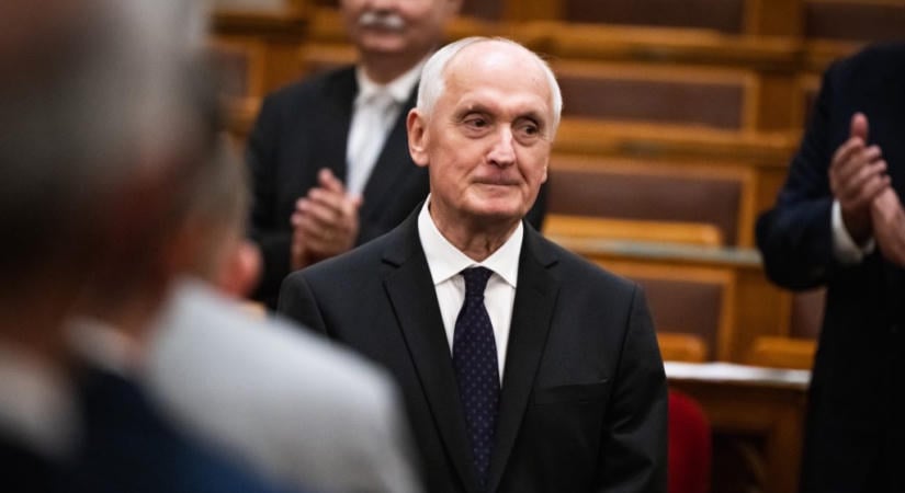 21 Kutatóközpont: Baka András első támogatottsági adatai jobbak, mint Sulyoké bármikor is volt