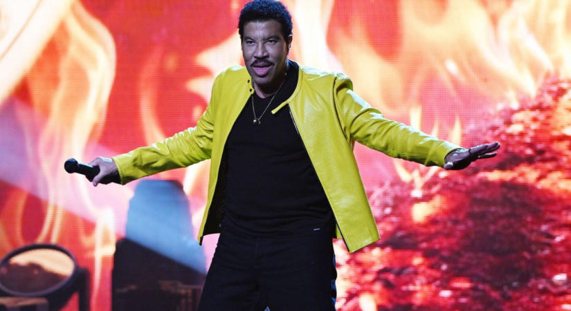 Friss hírek érkeztek Lionel Richie-ről, a zenészt a koncertjéről szállították az intenzív osztályra