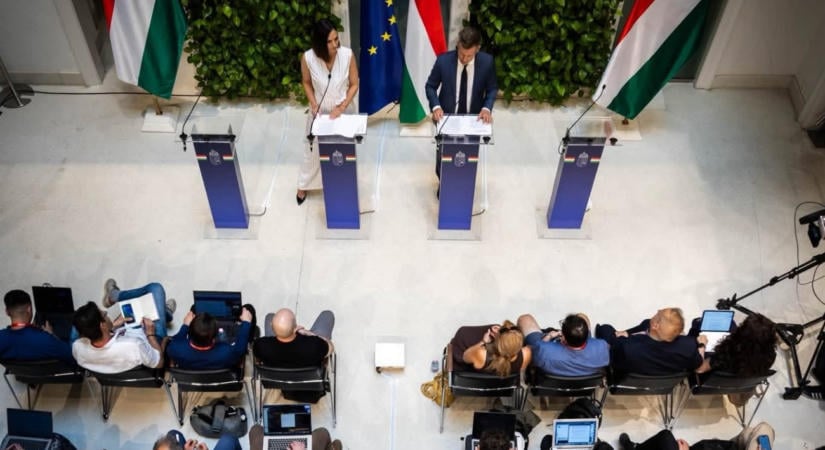 Két napnyi döntéssel érkezik a kormányszóvivői tájékoztató – percről percre