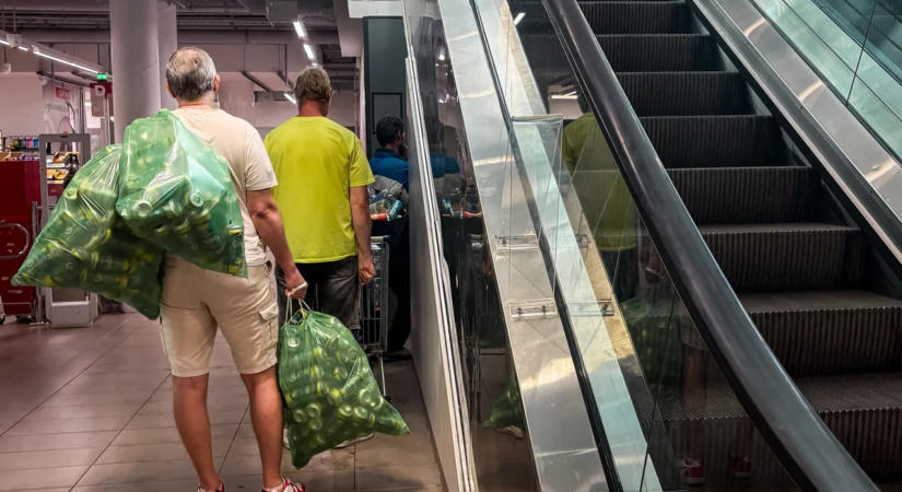 A hulladékgazdálkodás felülvizsgálatát jelentette be Magyar Péter