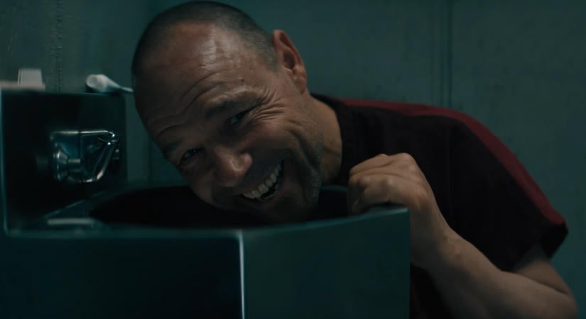 Az Apple TV új thrillersorozatában egy olyan gyilkos tart rettegésben egy várost, akit már lecsuktak